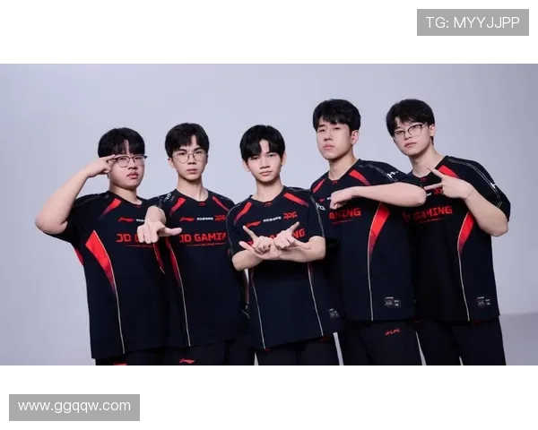 CSGO专题深入分析JDG战队的快速战术与比赛策略探讨